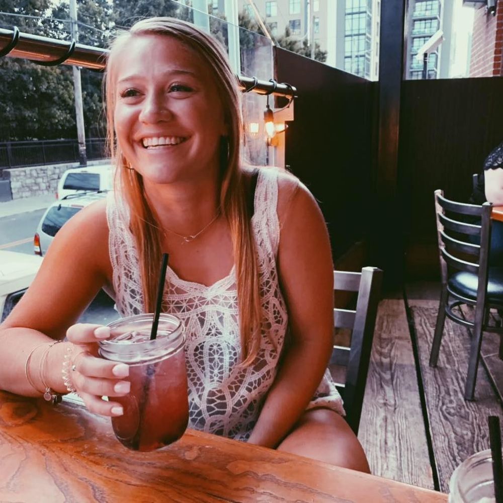 Meet your Posher, Isabelle